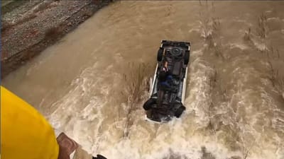 15 horas em cima de um carro submerso: história, imagens e vídeo de um ousado resgate - TVI