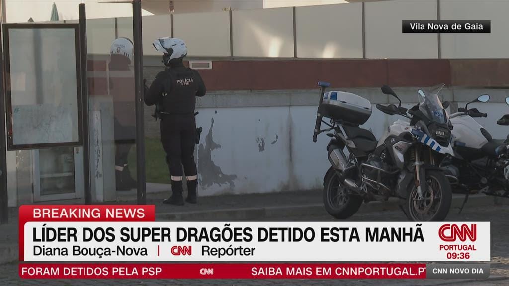 Líder dos Super Dragões detido: polícia à porta da casa de Fernando Madureira