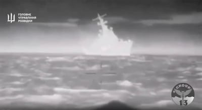 Piloto ucraniano explica como drones movidos a jet skis afundaram um navio de guerra russo - TVI