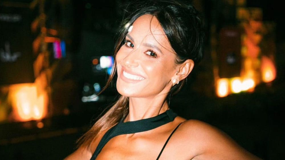 Mariana Monteiro posa com ex-moranguito e afirma: «Mal posso esperar»
