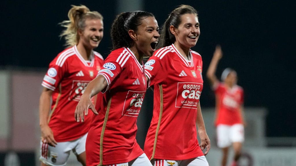 Futebol feminino: Benfica (AP Photo/Armando Franca)