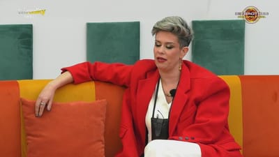 Tensão? Ana Barbosa comenta jogo de Débora: «Não te vi muito aqui, a jogar» - Big Brother