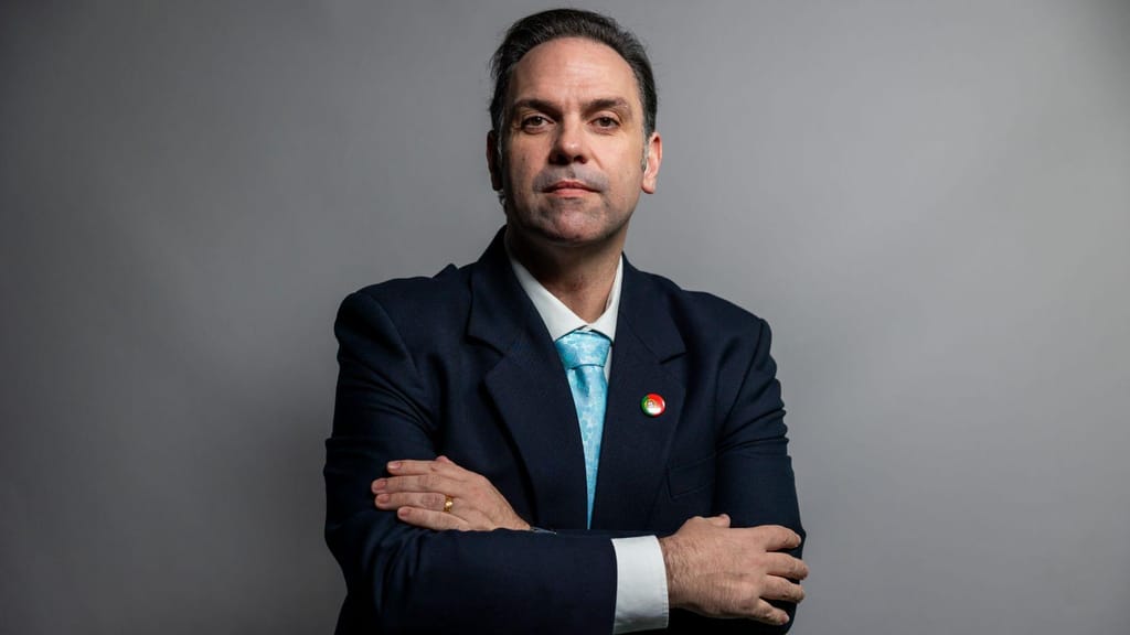 O candidato da coligação Alternativa 21 (coligação do Aliança + MPT), Jorge Nuno de Sá (José Sena Goulão/LUSA)