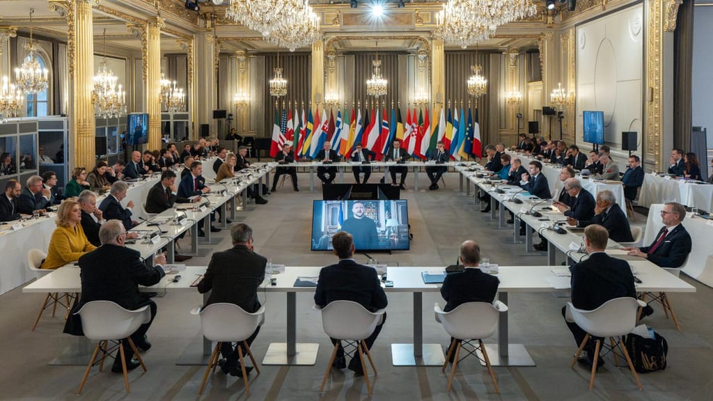 Líderes da NATO e da UE juntam-se para discutir apoio à Ucrânia (Twitter)