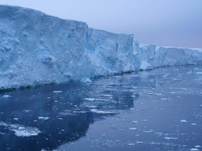 O "Glaciar do Juízo Final" está a derreter rapidamente. Os cientistas têm agora provas de quando começou e porquê - TVI