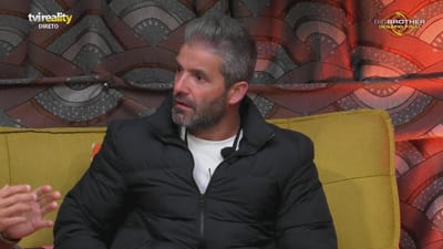 Hélder fala com André sobre Érica: «Já notei que a Érica está triste»