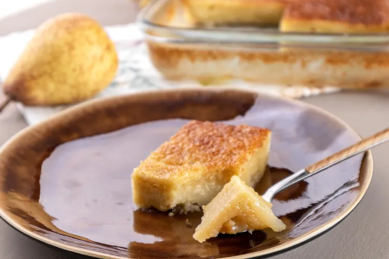 Delícia de Pera Caramelizada e Natas