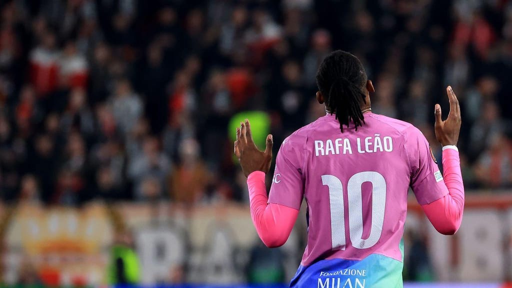 Rafael Leao Milan (FONTE: Giuseppe Cottini/AC Milan via Getty Images)