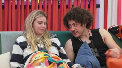 Carolina Nunes para Alex Ferreira: «Estás a tentar jogar comigo?» - Big Brother