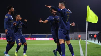 VÍDEO: Ronaldo marca hat trick antes do intervalo na goleada do Al Nassr - TVI
