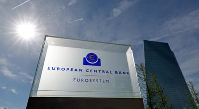 Decisão do BCE de manter taxas de juro não foi unânime, anuncia Lagarde - TVI