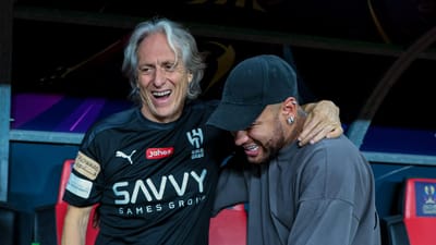 O reencontro entre Neymar e Jesus: «Parabéns, melhor treinador do mundo!» - TVI