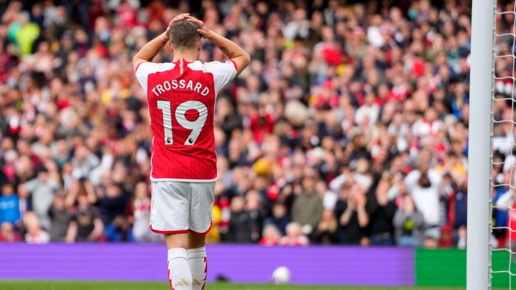 Arsenal-Aston Villa (Foto: Kirsty Wigglesworth/AP)