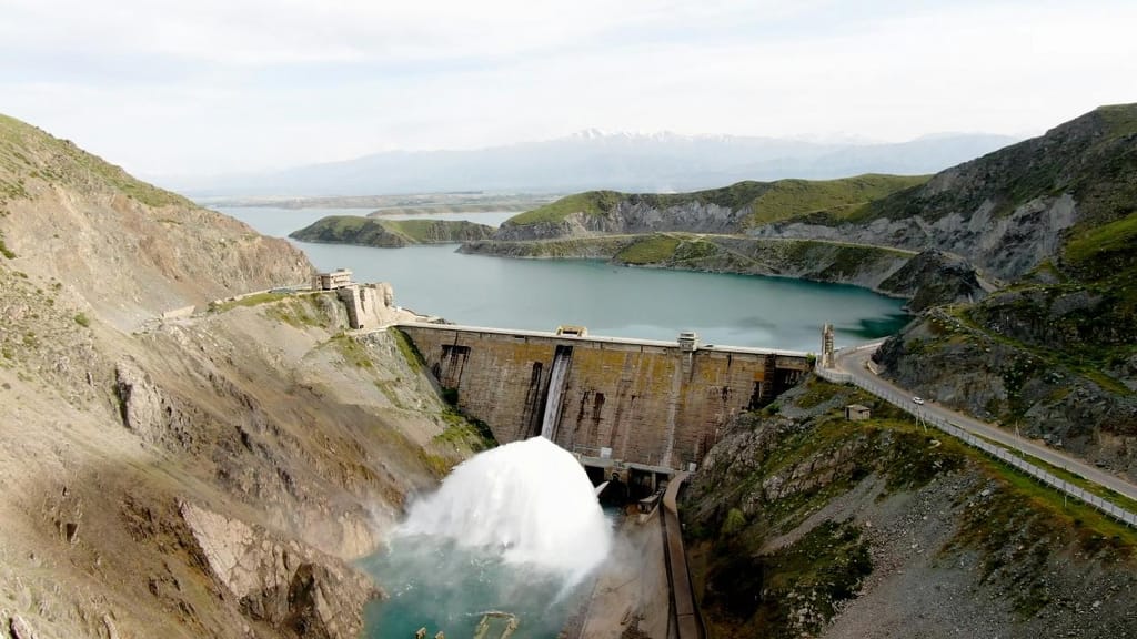 Central hidroelétrica - imagem ilustrativa (foto: Collab Media/Unsplash) 