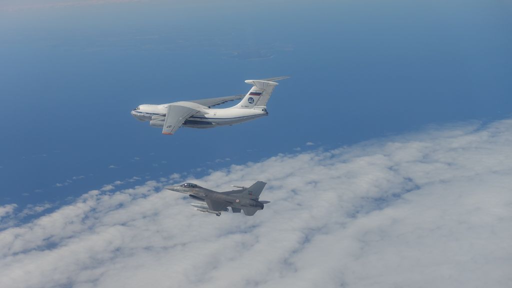 Força Aérea interceta aeronaves russas no espaço aéreo da NATO (Força Aérea)