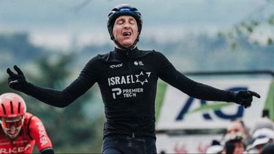 Ciclismo: Stephen Williams vence Flèche Wallone, João Almeida abandona - TVI