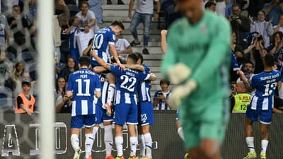VÍDEO: Francisco Conceição faz o 2-1 para o FC Porto em cima do intervalo - TVI