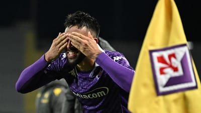 Liga Conferência: Fiorentina elimina Plzen no prolongamento e segue para «meias» - TVI