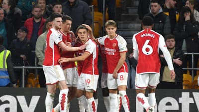 VÍDEO: classe de Trossard e Odegaard dá liderança (à condição) ao Arsenal - TVI