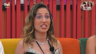 Big Brother chama Catarina Miranda à atenção: «Não me recordo de ter imensa gente no confessionário a subscrever o que está a dizer» - Big Brother