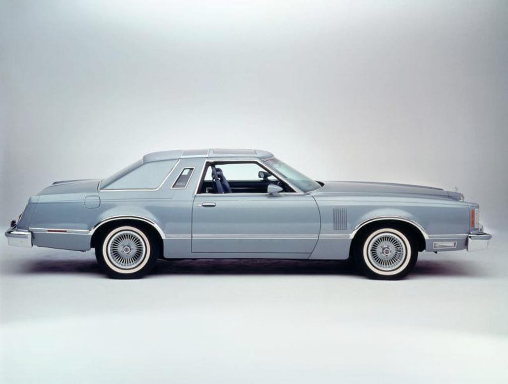 Este é o Diamond Jubilee Thunderbird da Ford, de 1978 (Bettmann Archive/Getty Images)