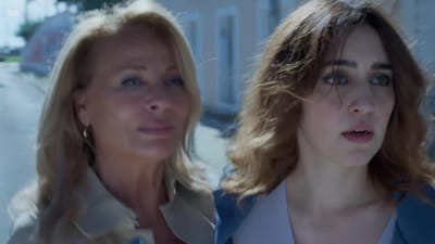 Desesperadas, Simone e Sal cometem um crime: «Nem acredito que a mãe me faz passar por isto» - TVI