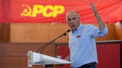 Paulo Raimundo pede mobilização no 1.º de Maio para mostrar que Governo "não tem mãos livres" - TVI
