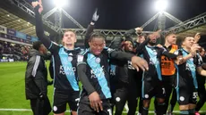 VÍDEO: Leicester sagra-se campeão e Fatawu dá show nos festejos