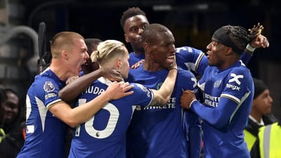 VÍDEO: Chelsea bate Tottenham e mantém-se na luta pelos lugares europeus - TVI