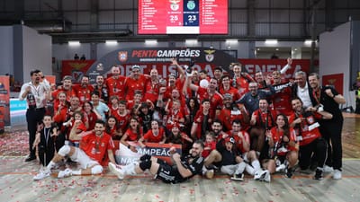 Voleibol: Benfica vence Sporting e é pentacampeão nacional - TVI