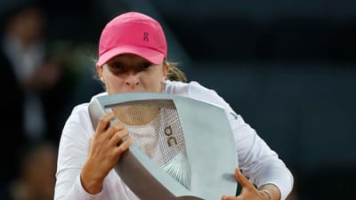 Roland Garros: Número um do mundo garante presença na final - TVI
