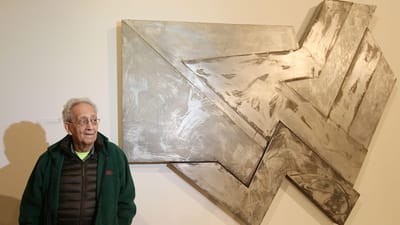 Morreu o pintor minimalista Frank Stella - TVI
