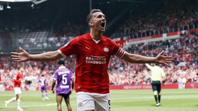 PSV vence e é (agora sim) campeão dos Países Baixos! - TVI
