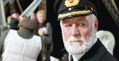 Morreu Bernard Hill, o capitão no filme Titanic e rei Théoden n'O Senhor dos Anéis - TVI