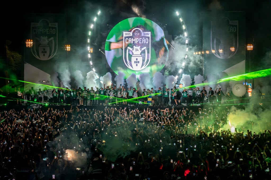 Sporting festeja conquista do campeonato (Getty Images)