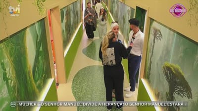 Lágrimas e gritos! Durante a madrugada, Carolina Nunes e João Oliveira têm discussão acesa: «Estou-me a passar!» - Big Brother