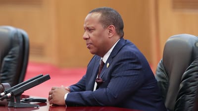 "Somos soberanos, ninguém nos vai ditar como nos devemos relacionar com a Rússia", diz primeiro-ministro de São Tomé - TVI