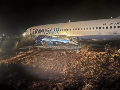 Boeing 737 derrapa na pista antes de descolar. Há 11 feridos, incluindo o piloto - TVI