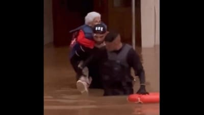 VÍDEO: jogador do Internacional resgata pessoas vítimas das cheias no Brasil - TVI