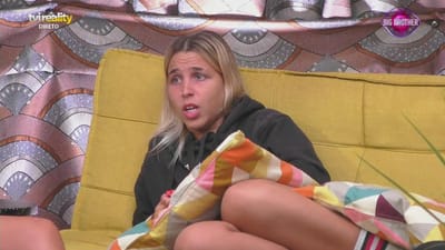 Carolina Nunes confronta Renata: «O que é que estás à espera, quando saíres, do Arthur?» - Big Brother