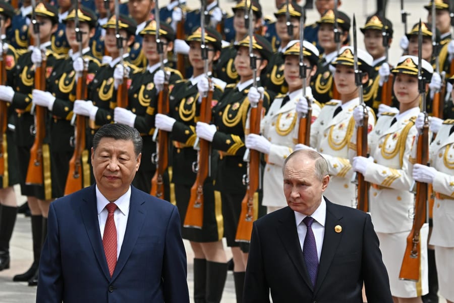 Putin e Xi Jinping (EPA)