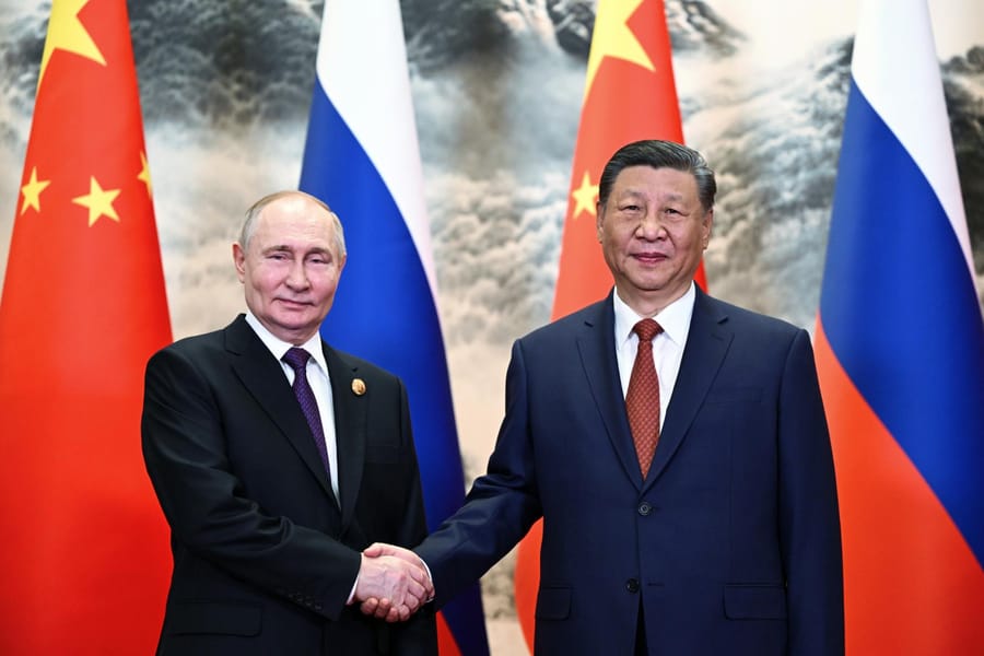 Putin e Xi Jinping (EPA)