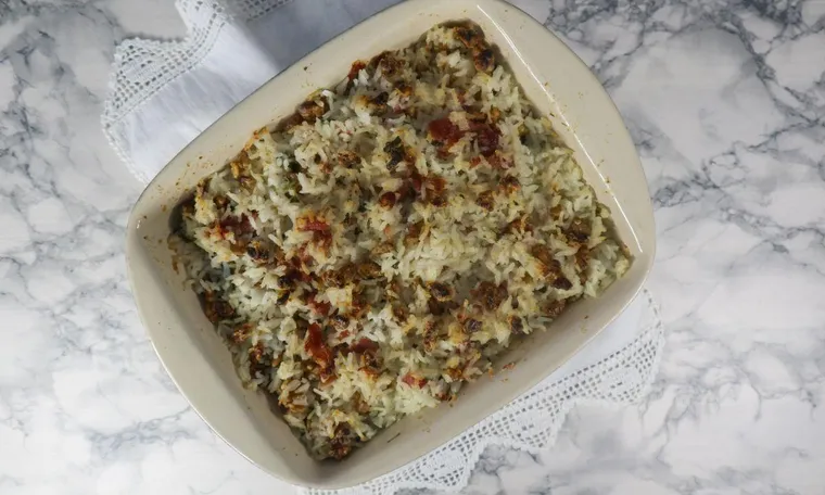 Arroz de forno com queijo de cabra, presunto e nozes por Fábio Belo