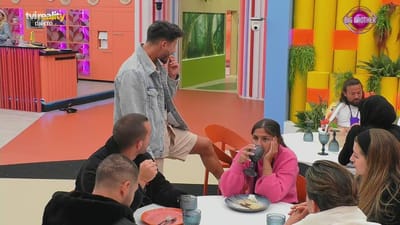 Inês Morais alerta João Oliveira: «Comeste antes do jantar, ao jantar e depois» - Big Brother