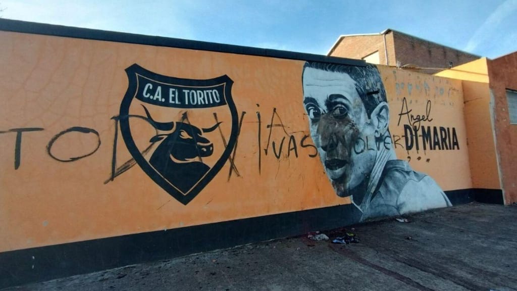 Mural de Di María vandalizado em Rosario