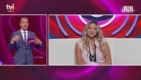 Cláudio Ramos coloca complicada questão a Carolina Nunes: «Como está a sua relação com o João?» - Big Brother