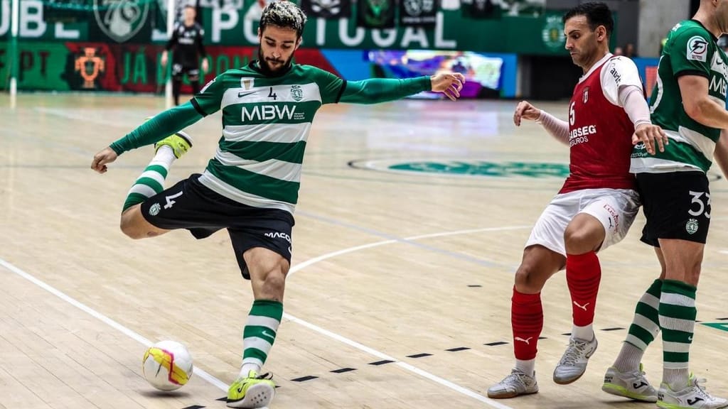 Futsal: Tomás Paçó e Fábio Cecílio no Sporting-Sp. Braga (Sporting CP)