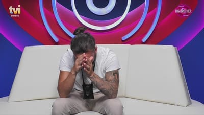 David Maurício chora inconsolável após decisão de Bernardina e Ana Barbosa: «Nunca ninguém me dá o devido valor!» - Big Brother