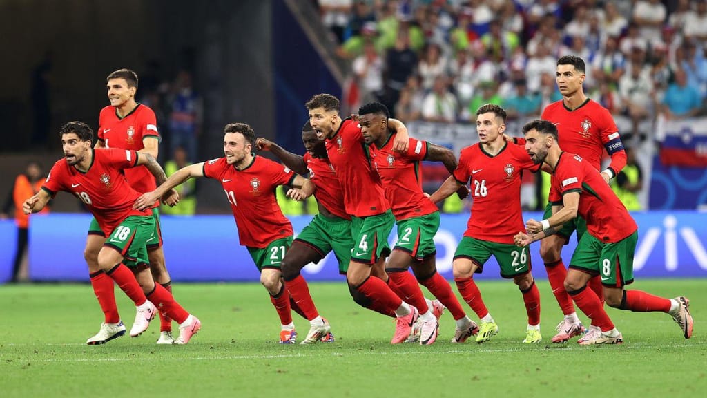 Portugal-Eslovénia (UEFA via Getty Images)