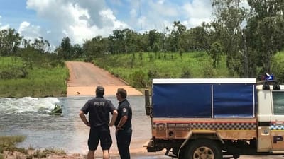 Polícia australiana encontra restos mortais em rio onde desapareceu menina - TVI